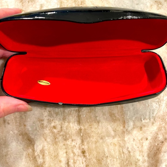 Lulu Guinness glasses frame, model L786, red, black and white with case - Picture 11 of 11